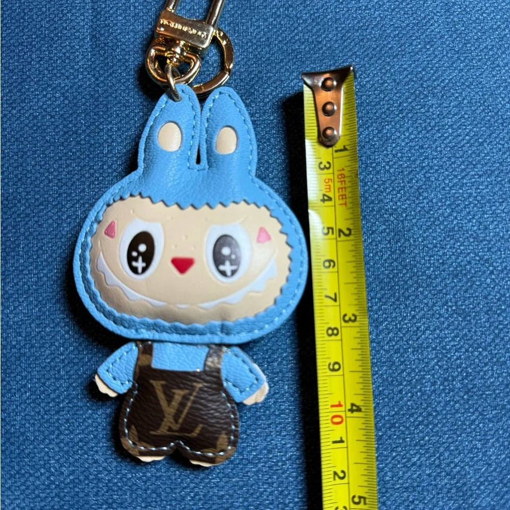 n/a keychain featuring
